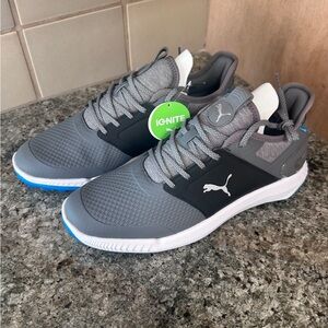 Puma Mens Silver Ignite Elevate Golf Shoe size 10 Spikeless with Blue Outsole